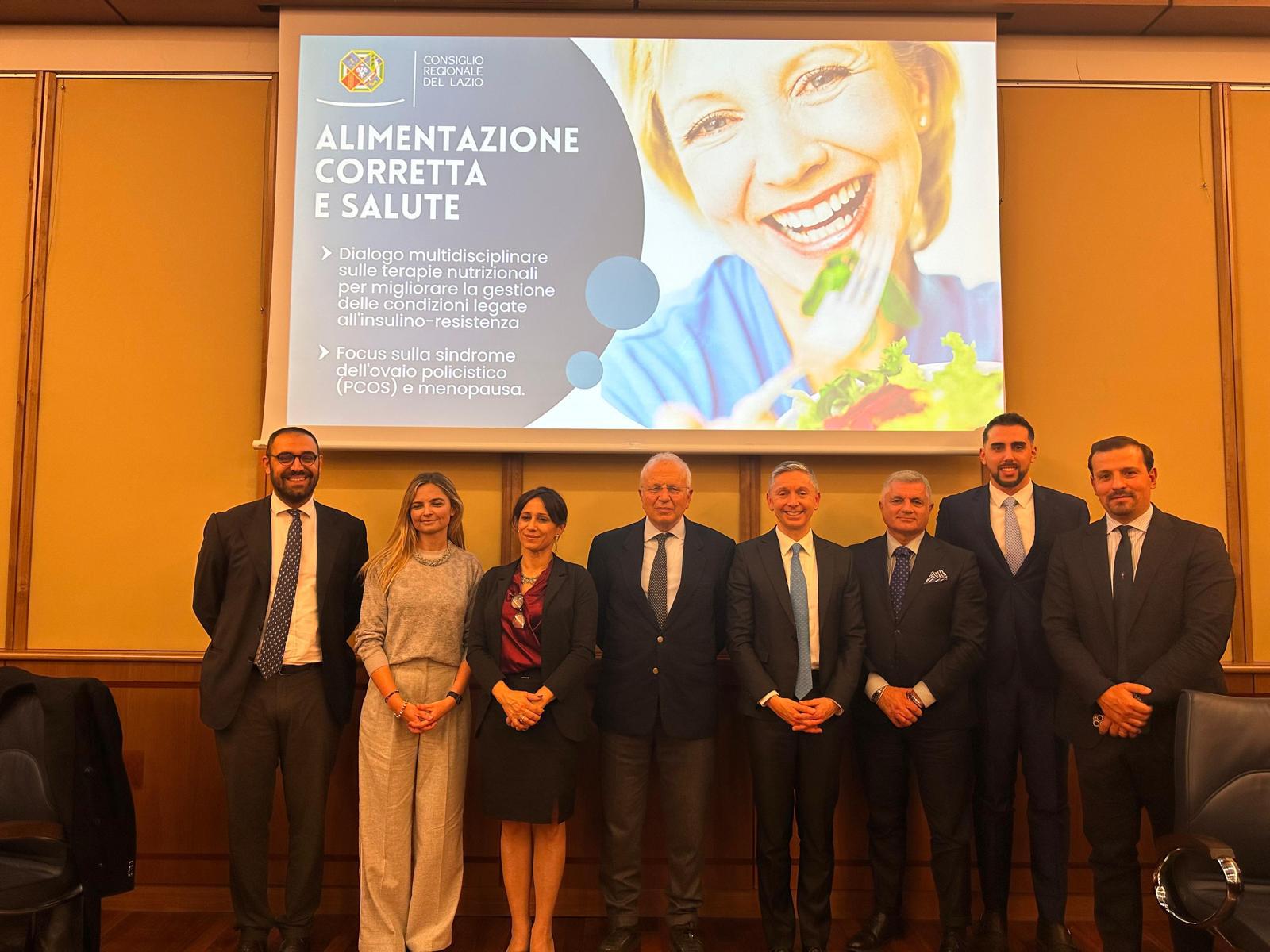 Focus sulla dieta fito-chetogenica per la sindrome dell’ovaio policistico: scopri i benefici per la tua salute!