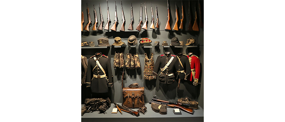 Ingrosso di repliche di pistole storiche non funzionanti per negozi di souvenir ad Arezzo un’opportunità commerciale legata alla storia e al turismo culturale